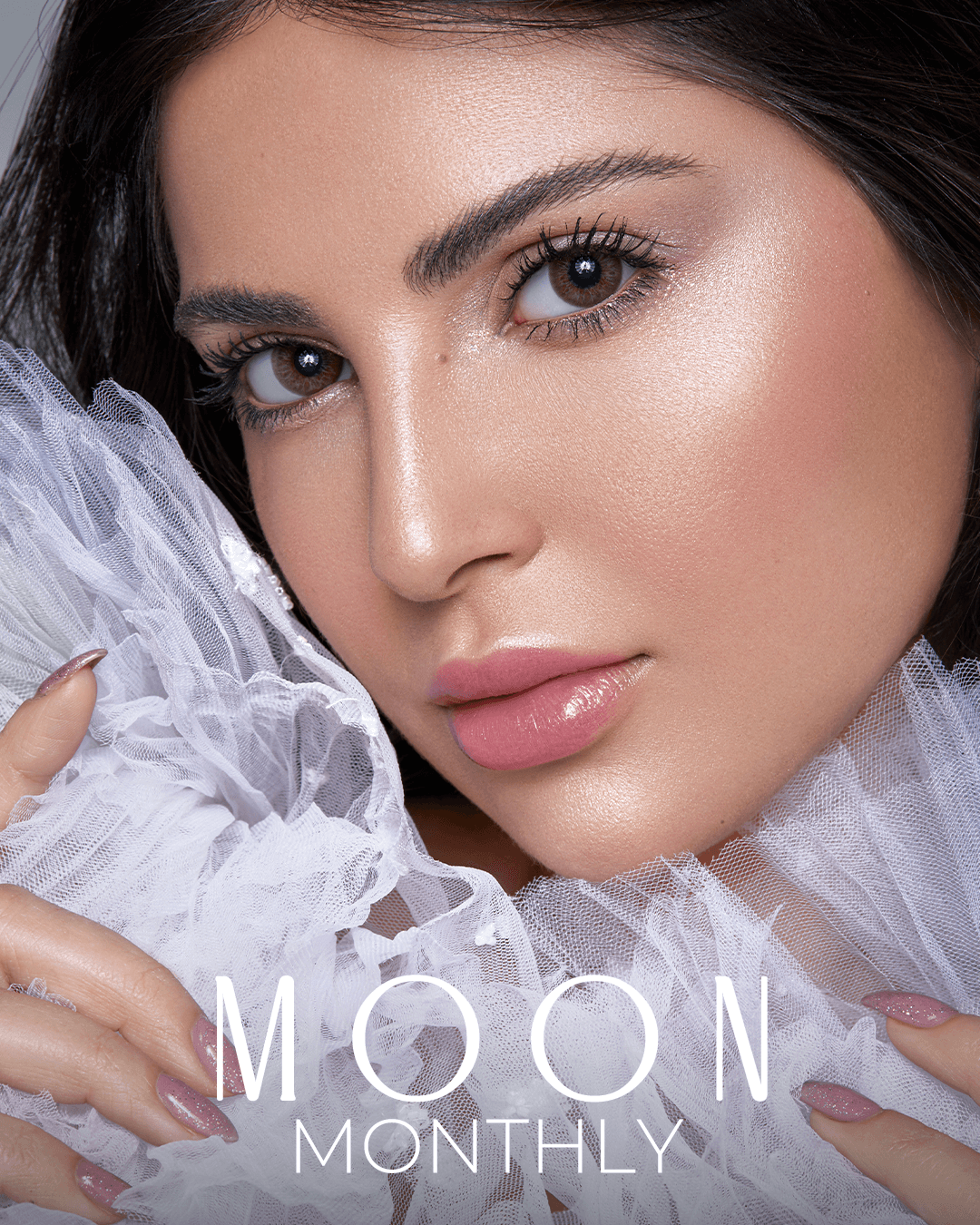 Moon coloured Contact Lenses